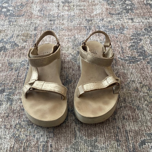 Teva Shoes - Platform Tevas